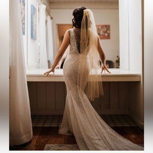 Light Gold Veil, 45” Sheer Narrow Veil with Raw Edge